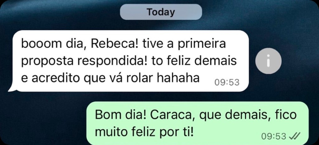 Depoimento de aluno 8: print de conversa com resultado em Upwork ou freelas internacionais.